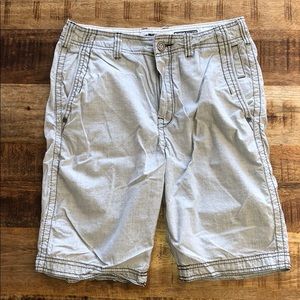 The buckle black standard shorts